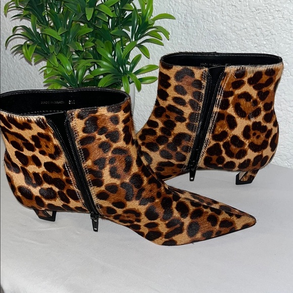 Gianni Bini Brown Ankle Boots with Sleek Design - Picture 7 of 12